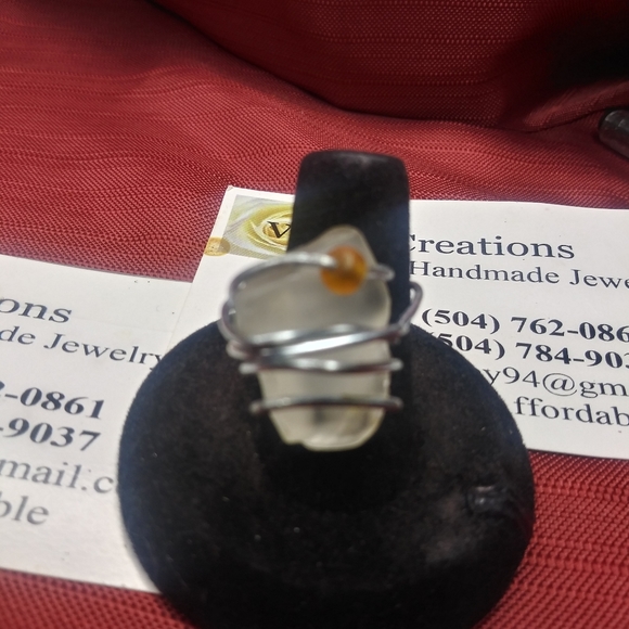 Jewelry - Picture 2 of 6